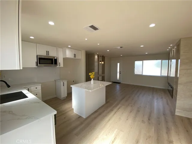 40356 Ronar Street, Palmdale, California 93591