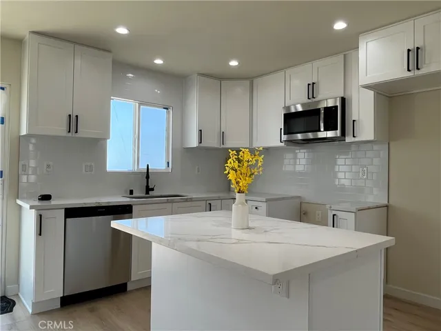 40356 Ronar Street, Palmdale, California 93591