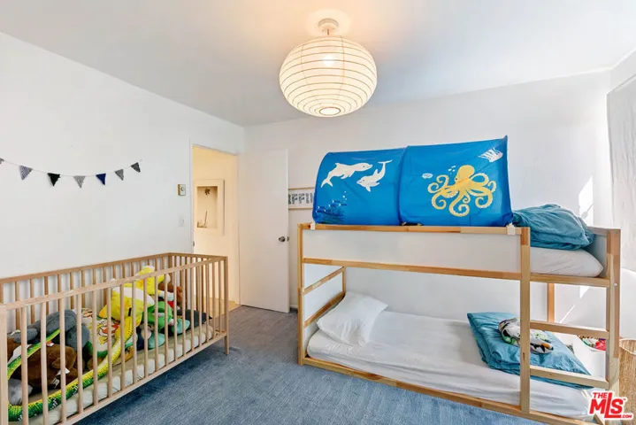 29239 Heathercliff Road 4, Malibu, California 90265