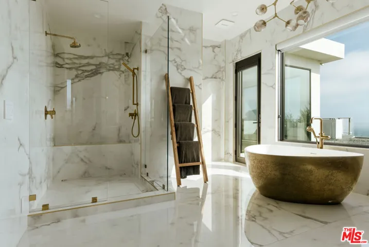 5944 Filaree, Malibu, California 90265