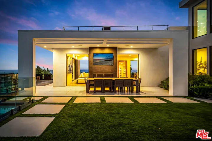 5944 Filaree, Malibu, California 90265
