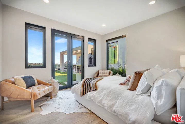 5944 Filaree, Malibu, California 90265