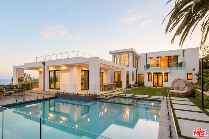 5944 Filaree, Malibu, California 90265