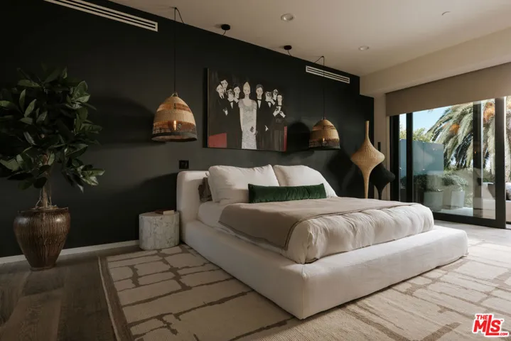5944 Filaree, Malibu, California 90265