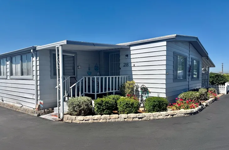 Front door entrance with nice covered patio