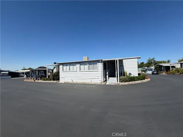 Large corner lot