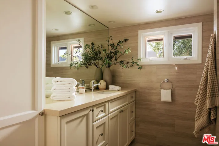 1744 N Doheny Drive, Los Angeles, California 90069