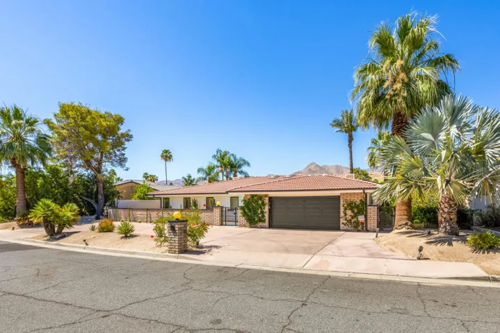5365 E Cherry Hills Dr-3