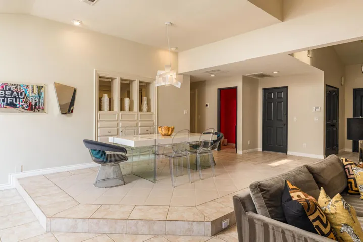 5365 E Cherry Hills Dr-17
