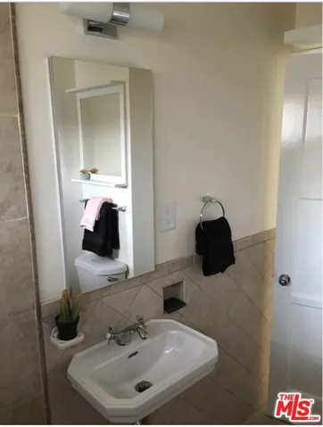 2516 bath