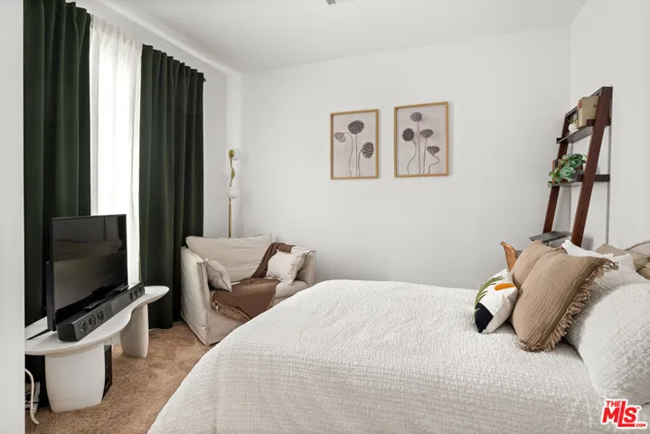 118 S Avenue 50 602, Los Angeles, California 90042