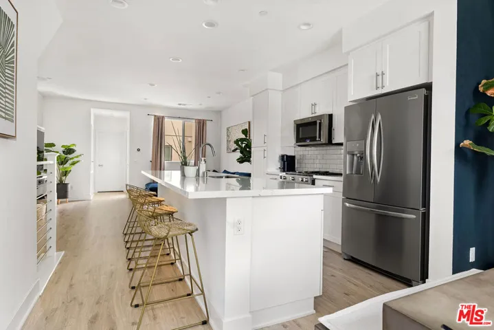 118 S Avenue 50 602, Los Angeles, California 90042