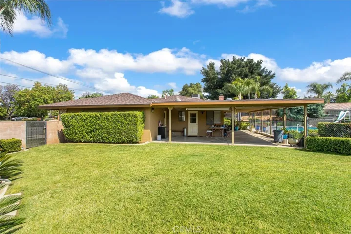 1422 Henrietta Street, Redlands, California 92373