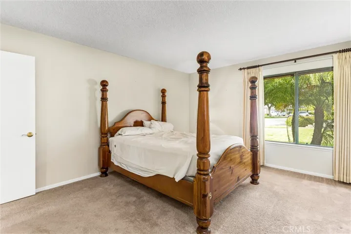 1422 Henrietta Street, Redlands, California 92373