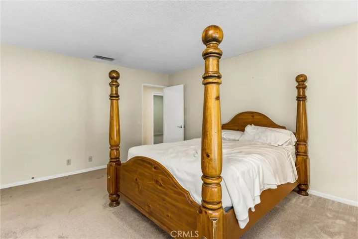 1422 Henrietta Street, Redlands, California 92373