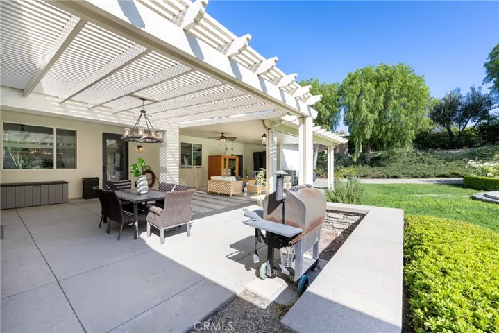 2692 Vandermolen Drive, Norco, California 92860