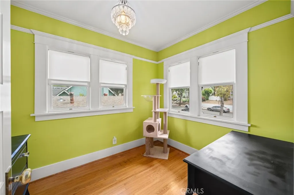 Office/bedroom/bonus room
