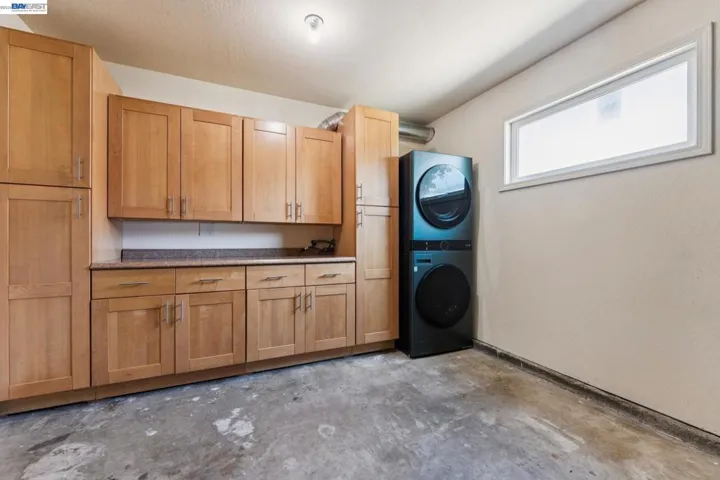 1501 8th St, Alameda, California 94501