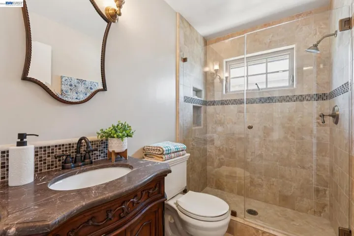1501 8th St, Alameda, California 94501