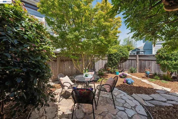 1501 8th St, Alameda, California 94501
