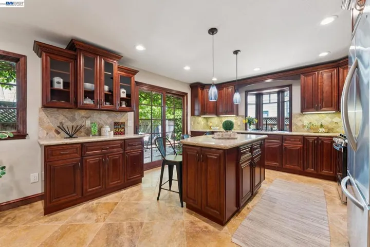 1501 8th St, Alameda, California 94501