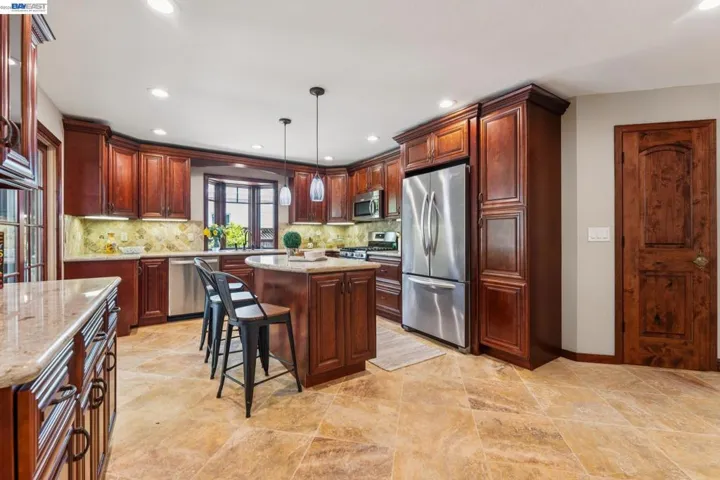 1501 8th St, Alameda, California 94501