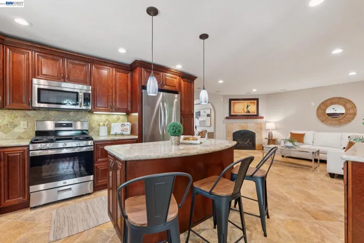 1501 8th St, Alameda, California 94501