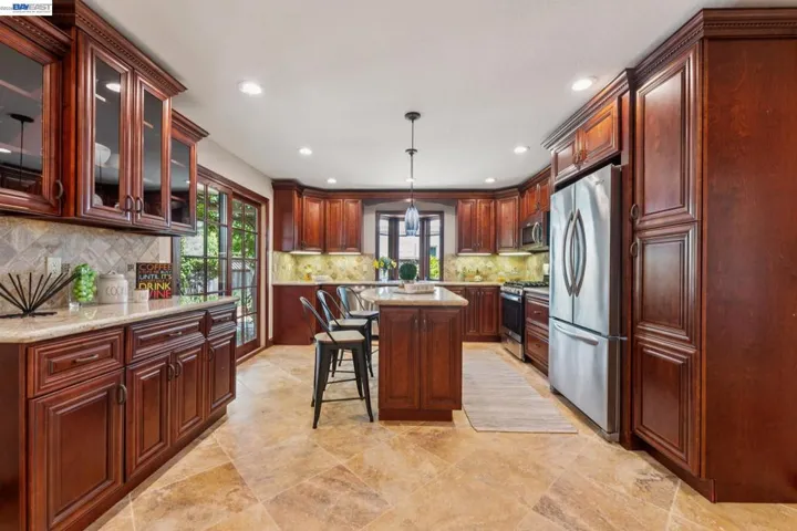 1501 8th St, Alameda, California 94501