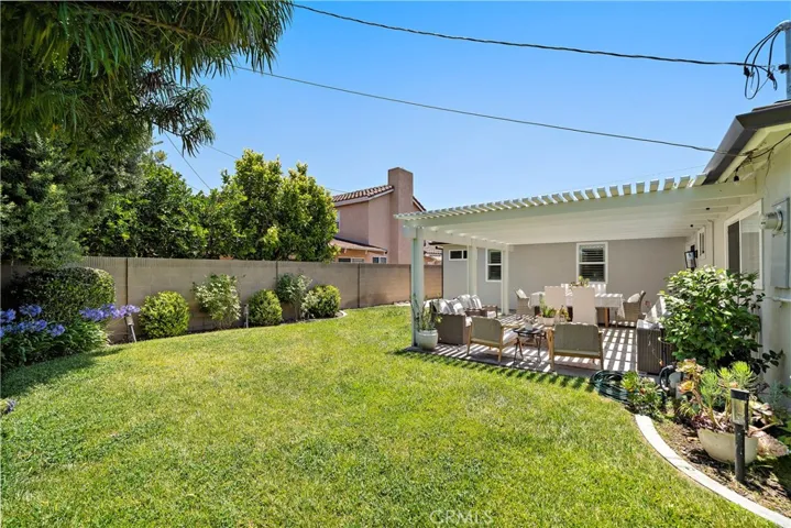 this yard wraps all the way around the home