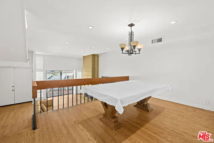 357 S El Camino Drive, Beverly Hills, California 90212
