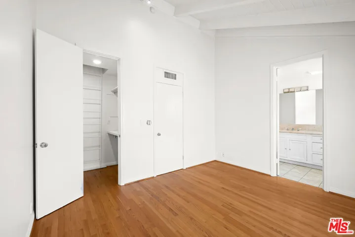 357 S El Camino Drive, Beverly Hills, California 90212