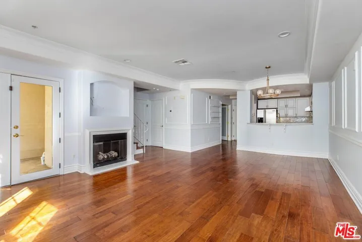 12026 Hoffman Street 302, Studio City, California 91604 — photo 5