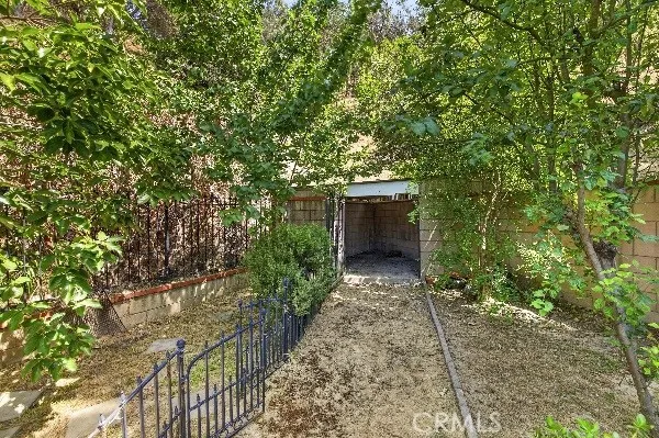 10842 Amber Hill, Whittier, California 90601