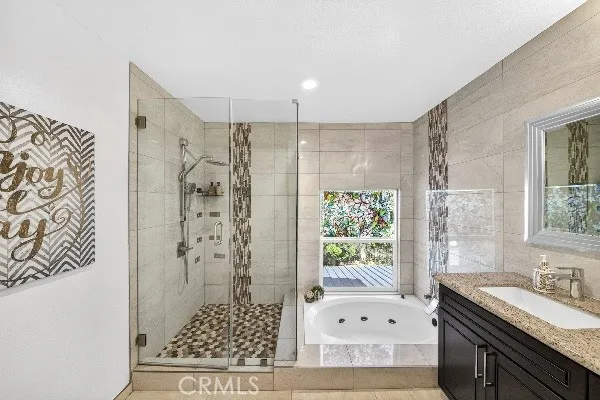 10842 Amber Hill, Whittier, California 90601