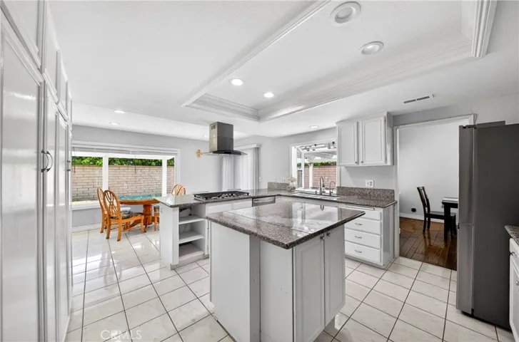 2540 Royale, Fullerton, California 92833