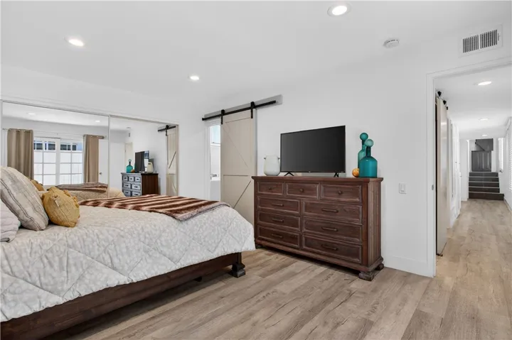 2212 W Oceanfront, Newport Beach, California 92663