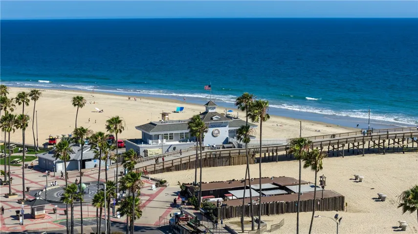 2212 W Oceanfront, Newport Beach, California 92663