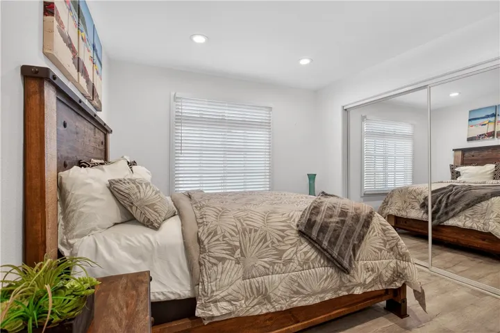 2212 W Oceanfront, Newport Beach, California 92663
