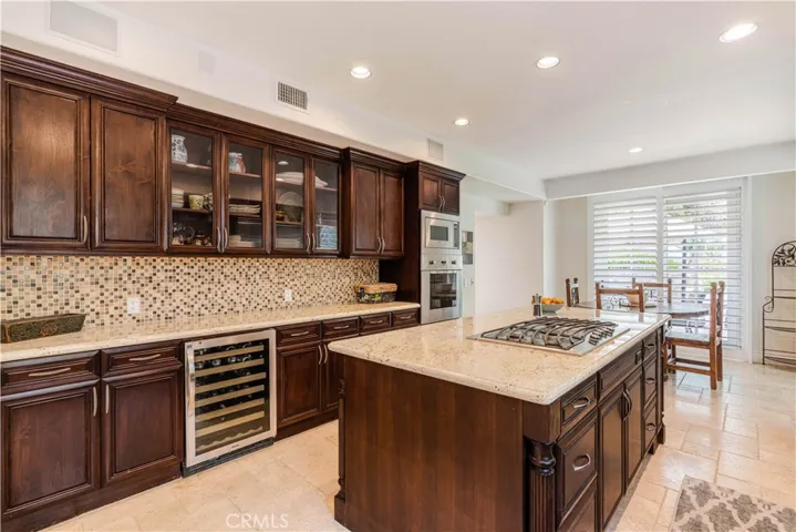 23921 Park Granada, Calabasas, California 91302