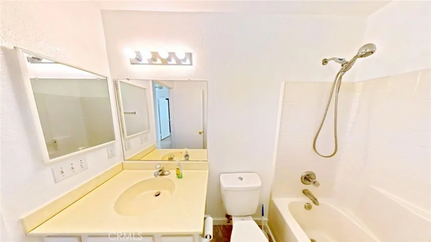 3319 E Avenue K3, Lancaster, California 93535