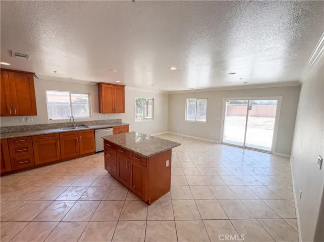 1774 7th, Riverside, California 92507