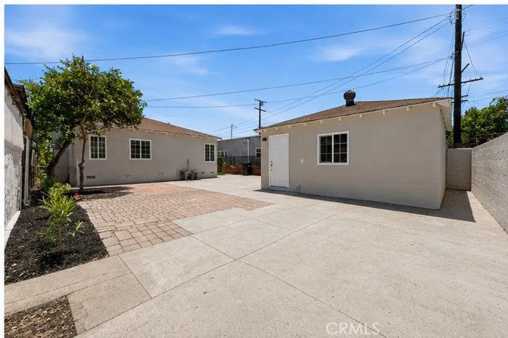 9413 Stanford, South Gate, California 90280