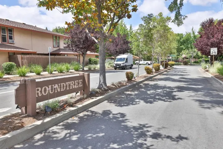 248 E Red Oak Drive E, Sunnyvale, California 94086