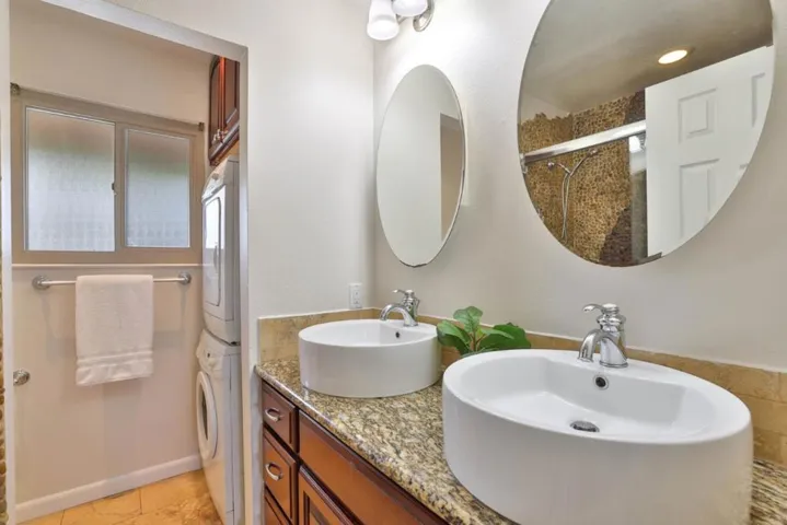 248 E Red Oak Drive E, Sunnyvale, California 94086