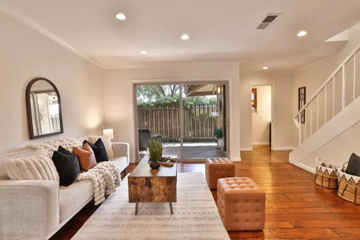 248 E Red Oak Drive E, Sunnyvale, California 94086