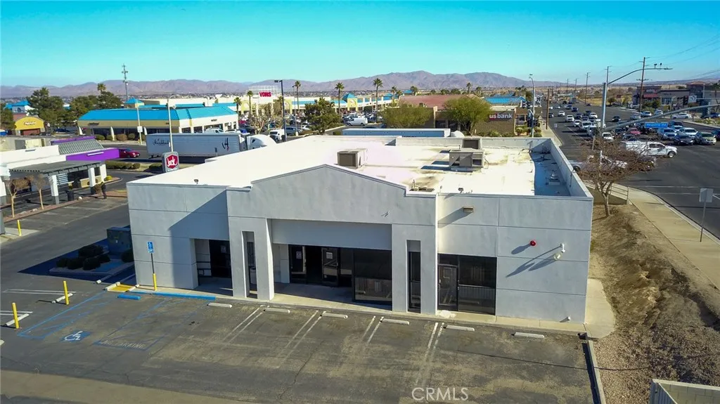 16990 Bear Valley Road, Victorville, California 92395 — photo 4