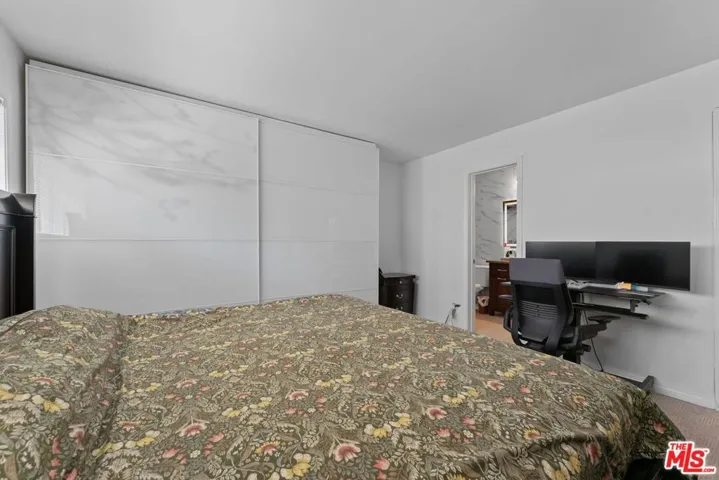 2002 4th Street 102, Santa Monica, California 90405