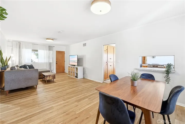 933 N Pine, Rialto, California 92376