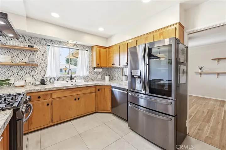 933 N Pine, Rialto, California 92376