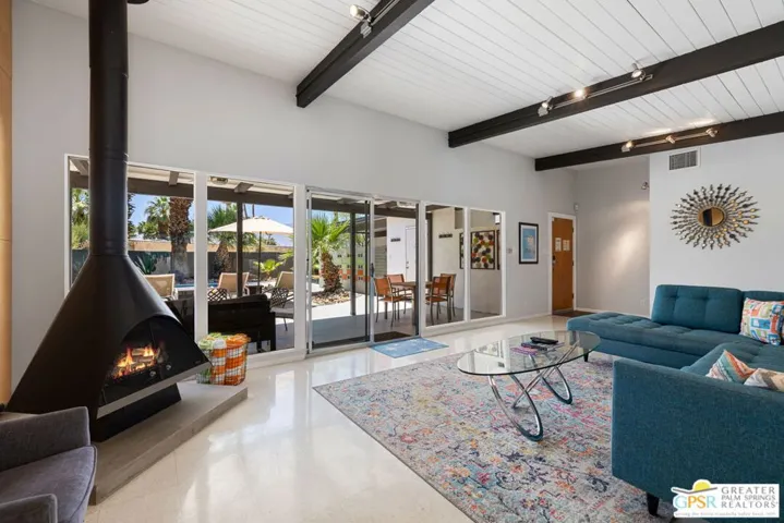 622 N Monterey Road, Palm Springs, California 92262